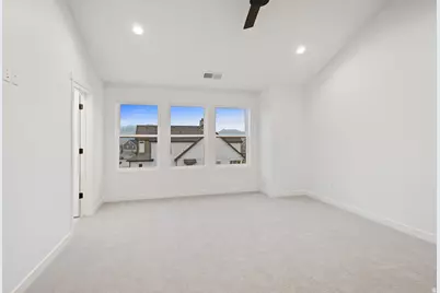 7033 W Lake Ave, South Jordan, UT 84009 - Photo 13