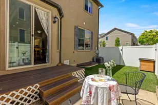 94 W Condor Rd N, Saratoga Springs, UT 84045 - Photo 9
