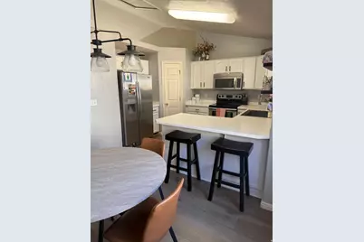 992 E 1150 N, Ogden, UT 84404 - Photo 9