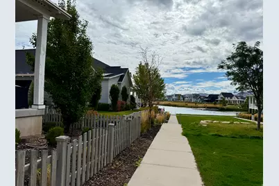 10758 S Felicity Ct W, South Jordan, UT 84009 - Photo 3