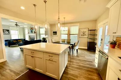 10758 S Felicity Ct W, South Jordan, UT 84009 - Photo 9