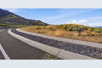 840 E Spring Creek Pkwy, Providence, UT 84332 - Photo 29