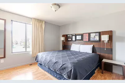 2562 N 1150 W, Layton, UT 84041 - Photo 13