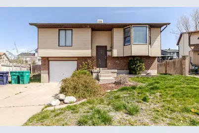 2562 N 1150 W, Layton, UT 84041 - Photo 1