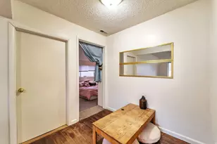 864 E 200 N, Provo, UT 84606 - Photo 11