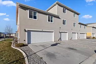 635 N 160 E, Vineyard, UT 84059 - Photo 3