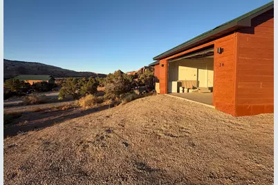 16 E Pioneer Dr, Moab, UT 84532 - Photo 23