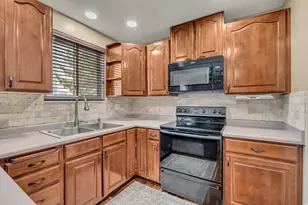 2378 W 7575 S, West Jordan, UT 84084 - Photo 9