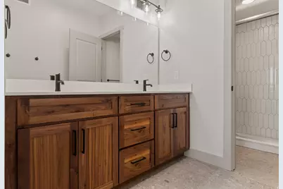 35 E 150 S #D301, Garden City, UT 84028 - Photo 17