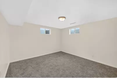 1647 N 1450 W, Provo, UT 84604 - Photo 27