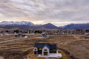 387 S 7900 E, Huntsville, UT 84317 - Photo 11