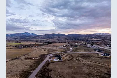 387 S 7900 E, Huntsville, UT 84317 - Photo 85