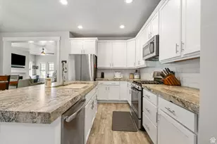 4948 W Beach Comber Way, South Jordan, UT 84009 - Photo 9