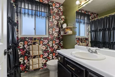 4645 S 3950 W, Roy, UT 84067 - Photo 11