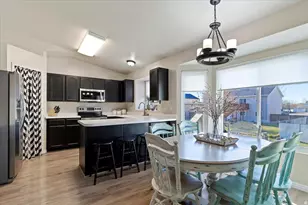 4645 S 3950 W, Roy, UT 84067 - Photo 3