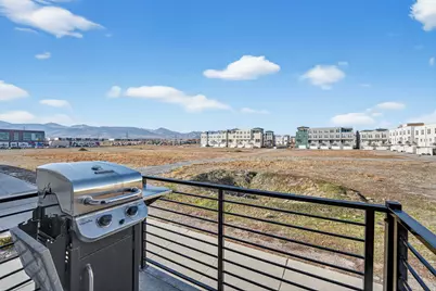5004 W Daybreak Pkwy, South Jordan, UT 84009 - Photo 17