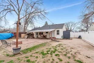 1021 S 1500 W, Salt Lake City, UT 84104 - Photo 13