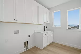 5224 N Maplewood Ln, Stansbury Park, UT 84074 - Photo 27