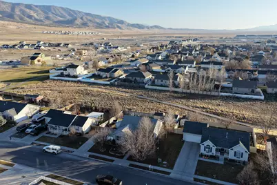 2126 E Autumn St, Eagle Mountain, UT 84005 - Photo 35