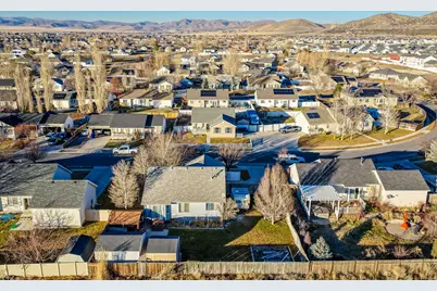 2126 E Autumn St, Eagle Mountain, UT 84005 - Photo 23