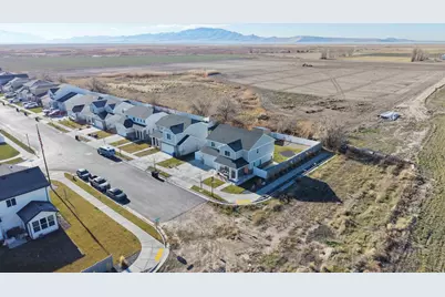 3214 S Fields Ave, Syracuse, UT 84075 - Photo 41