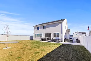 3214 S Fields Ave, Syracuse, UT 84075 - Photo 31