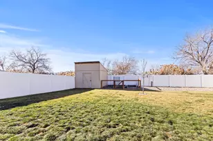 3214 S Fields Ave, Syracuse, UT 84075 - Photo 29