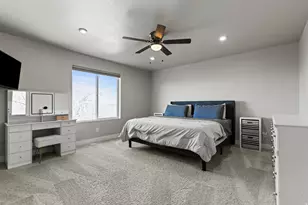 3214 S Fields Ave, Syracuse, UT 84075 - Photo 15