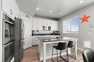 3214 S Fields Ave, Syracuse, UT 84075 - Photo 7