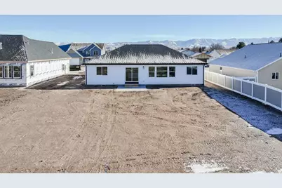 253 N 300 W, Preston, ID 83263 - Photo 5