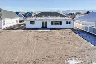 253 N 300 W, Preston, ID 83263 - Photo 5