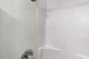 4967 S La Contessa Dr E, Salt Lake City, UT 84117 - Photo 19