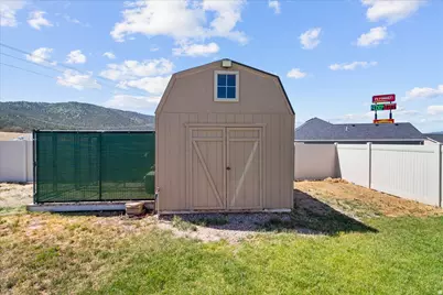 216 E 1370 S, Nephi, UT 84648 - Photo 17