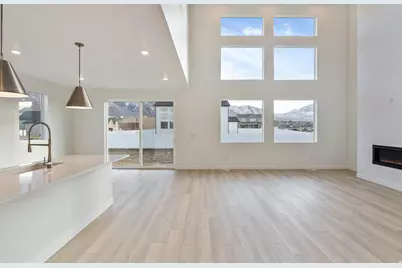 1034 E 250 S, Salem, UT 84653 - Photo 5