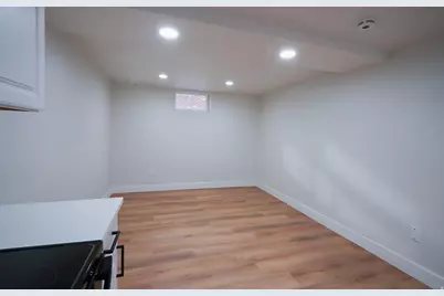 5368 S 2200 W, Roy, UT 84067 - Photo 13