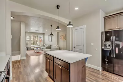 11386 S Okanogan Ln, South Jordan, UT 84009 - Photo 9