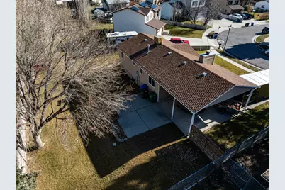 3352 W Springbrook Dr S, West Jordan, UT 84084 - Photo 3