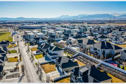 7456 S 5680 W, West Jordan, UT 84081 - Photo 47