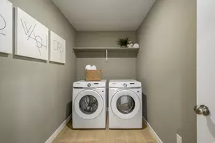 2076 E Hummingbird Dr, Eagle Mountain, UT 84005 - Photo 33