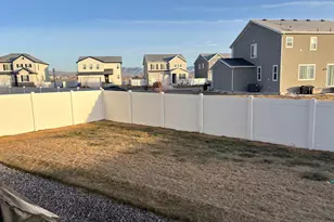 5492 North Yeager Ln N, Eagle Mountain, UT 84005 - Photo 37