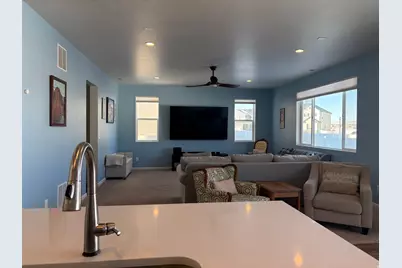 5492 North Yeager Ln N, Eagle Mountain, UT 84005 - Photo 13