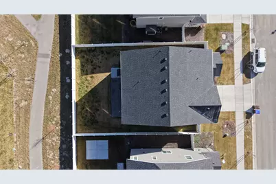 5492 North Yeager Ln N, Eagle Mountain, UT 84005 - Photo 41