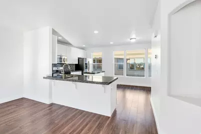 678 E Moray Hill Ct, Draper, UT 84020 - Photo 5