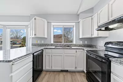 160 Country Club Dr, Stansbury Park, UT 84074 - Photo 5