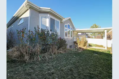 10027 S Remembrance Ln, South Jordan, UT 84095 - Photo 5