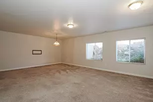 10027 S Remembrance Ln, South Jordan, UT 84095 - Photo 35