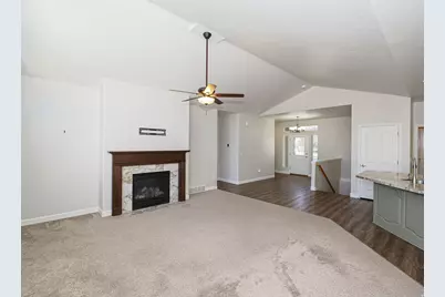 10027 S Remembrance Ln, South Jordan, UT 84095 - Photo 13