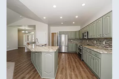 10027 S Remembrance Ln, South Jordan, UT 84095 - Photo 17