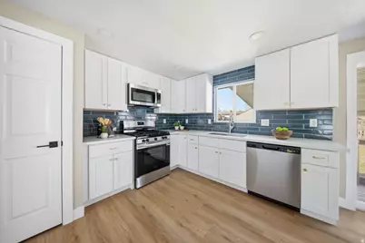 4938 S 3960 W, Taylorsville, UT 84129 - Photo 15