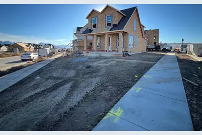 7043 W Lake Ave, South Jordan, UT 84009 - Photo 3